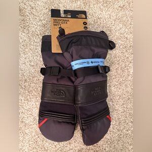 GORE-TEX Black and Gray Mittens ski snowboard gloves North Face Montana Pro GTX